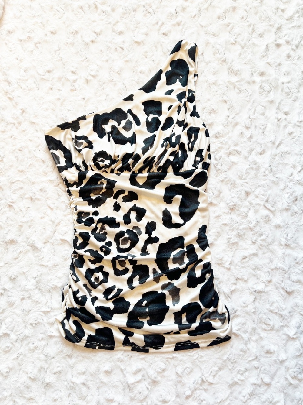 One Shoulder Top Size M